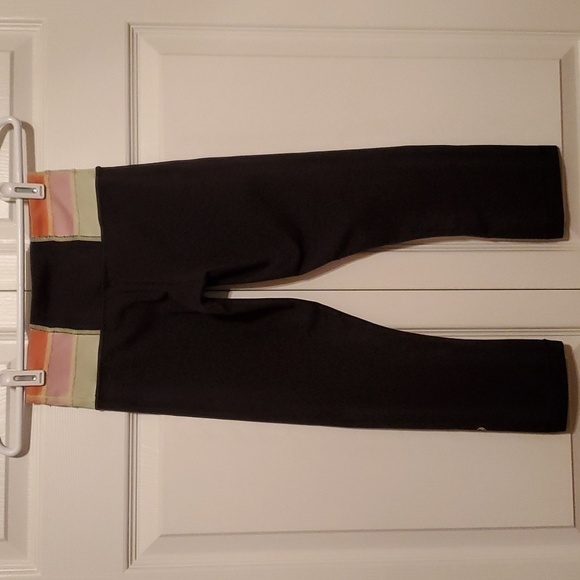 Lululemon Athletica Groove Crop Reversible Leggins Neon Stripes Size 2 - Picture 4 of 6